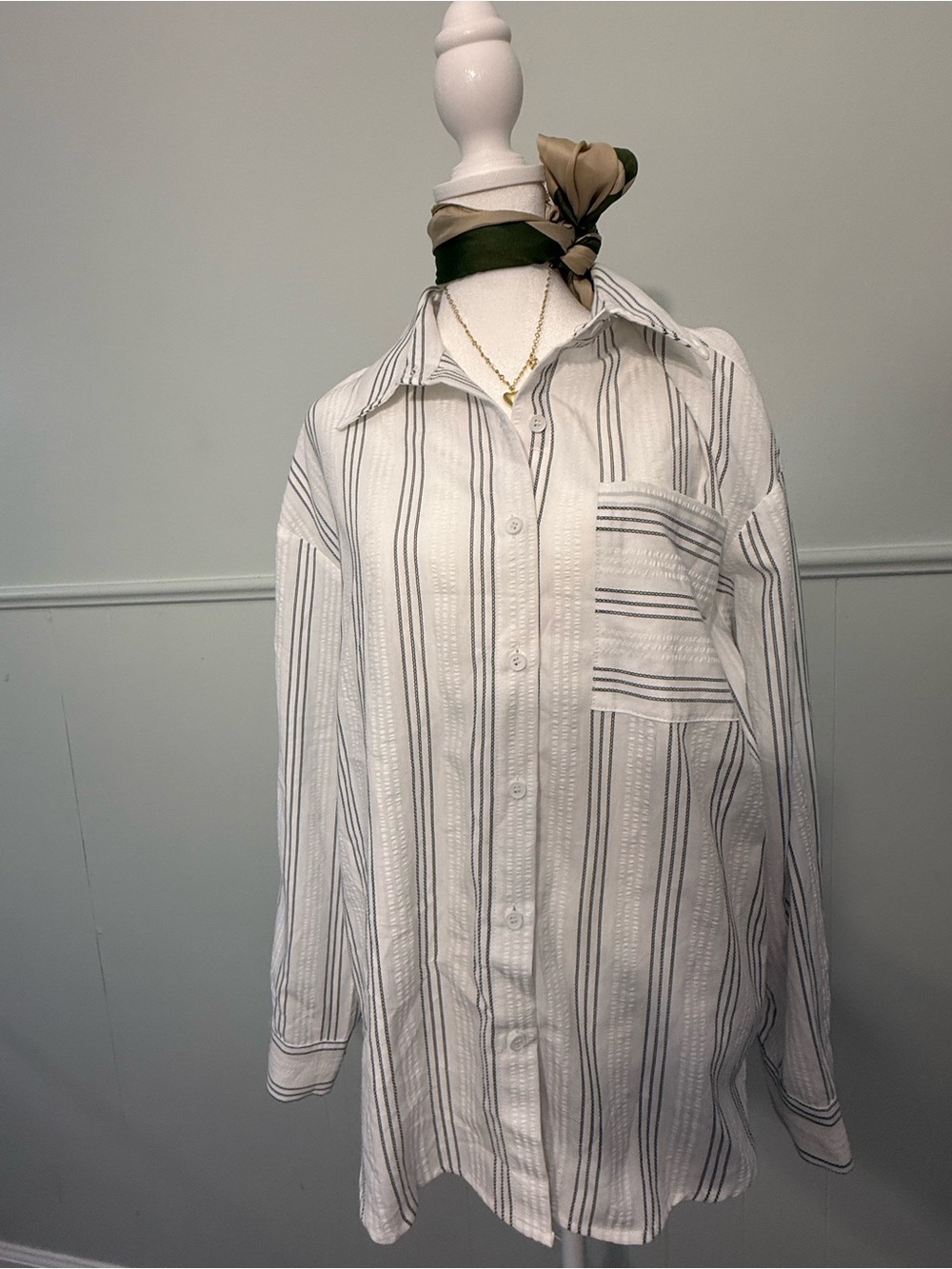 Striped Button-Up Shirt - White with Black Stripes size M
